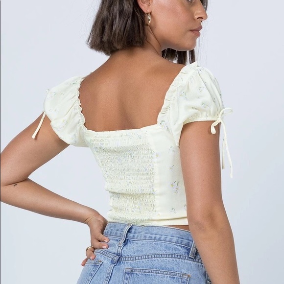 Princess Polly ALLYSON TOP YELLOW - Picture 6 of 15